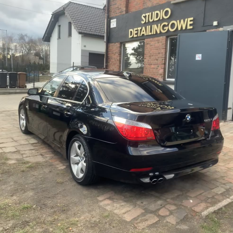 EtaCars BMW 525i 4